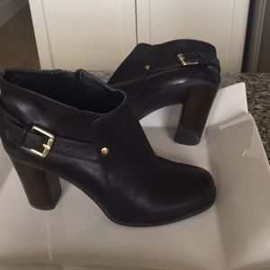 Nine West black size 5.5m women’s ankle booties